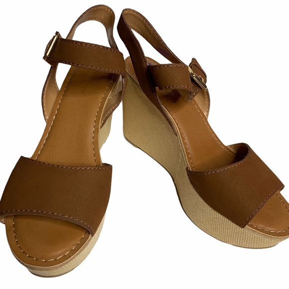 Tommy Hilfiger Wedge Sandals 8.5M New - Picture 1 of 8